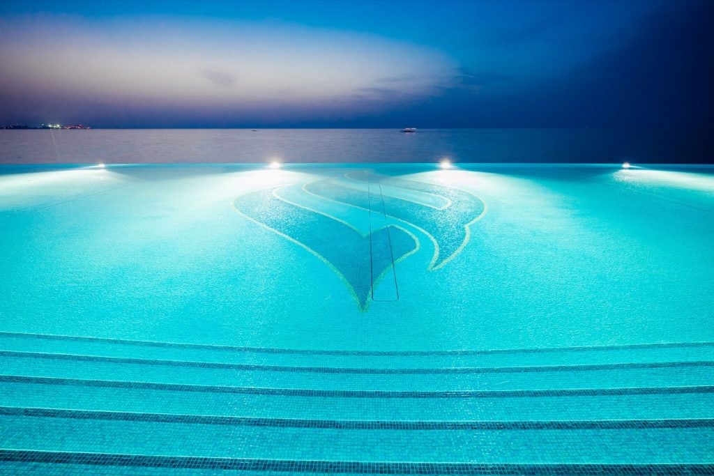 Burj al Arab Terrace pool logo night 1 low res