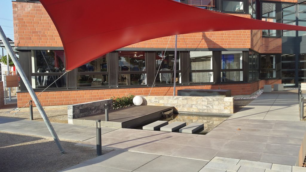 Die Niederlassung in Wangen zeigt sich nach dem Umbau von ihrer besten Seite – in gehobener Optik, auf einer Gesamtausstellungsfläche von 1.450 qm und mit erweitertem Sortiment.