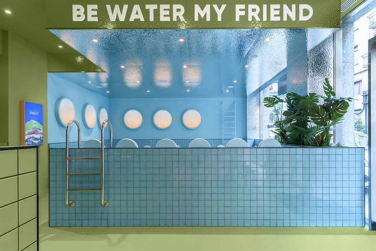 Die Fliesen für ‚Be Water my Friend‘ stammen von Complementto. Foto: Gregory Abbate