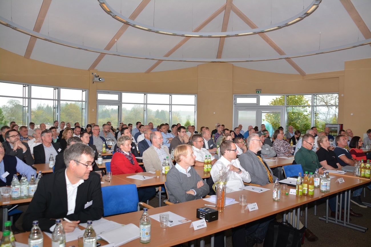 Bis zu 150 Teilnehmende gab es bei den bisherigen FLIESSESTRICH-FOREN. Foto: ©VDPM