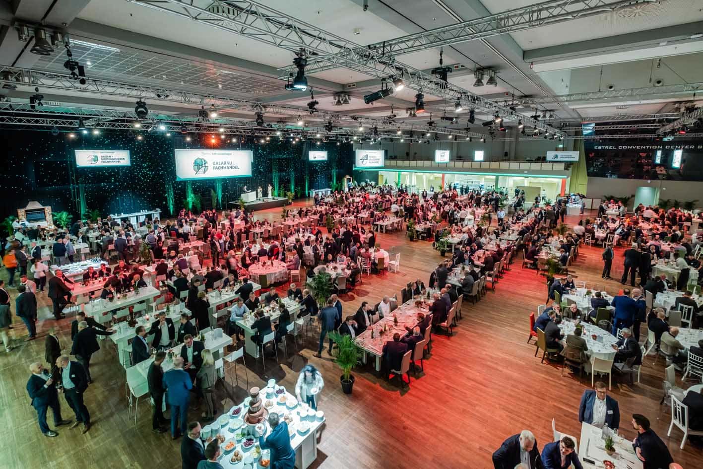 Rund 1.000 Teilnehmer trafen auf den hagebau Vollversammlungen in Berlin zusammen. Fotos: hagebau/Kirsten Nijhof