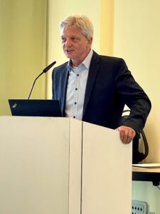 Jens Fellhauer, Geschäftsführer des deutschen HerstellerverbandesBundesverband Keramische Fliesen (BKF)