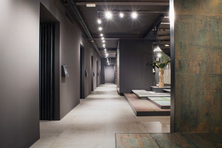 Blick in einen Ausstellungs-Raum in Spanien.