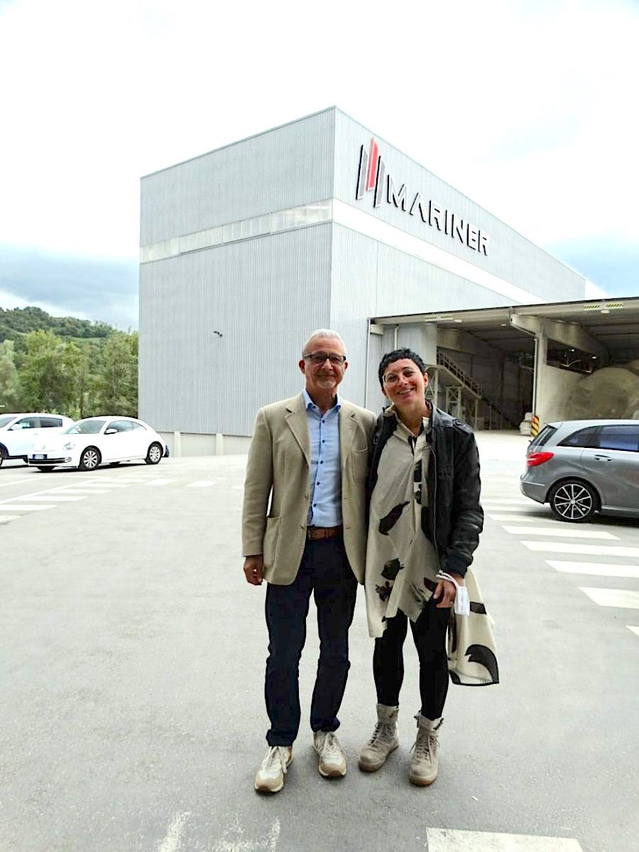 Exportleiter Alfonso D'Amelia und Firmenchefin Giulia Catti von Ceramiche Mariner Foto: Alexandra Becker