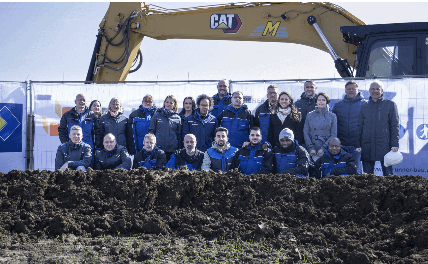 Spatenstich bei Beinkofer