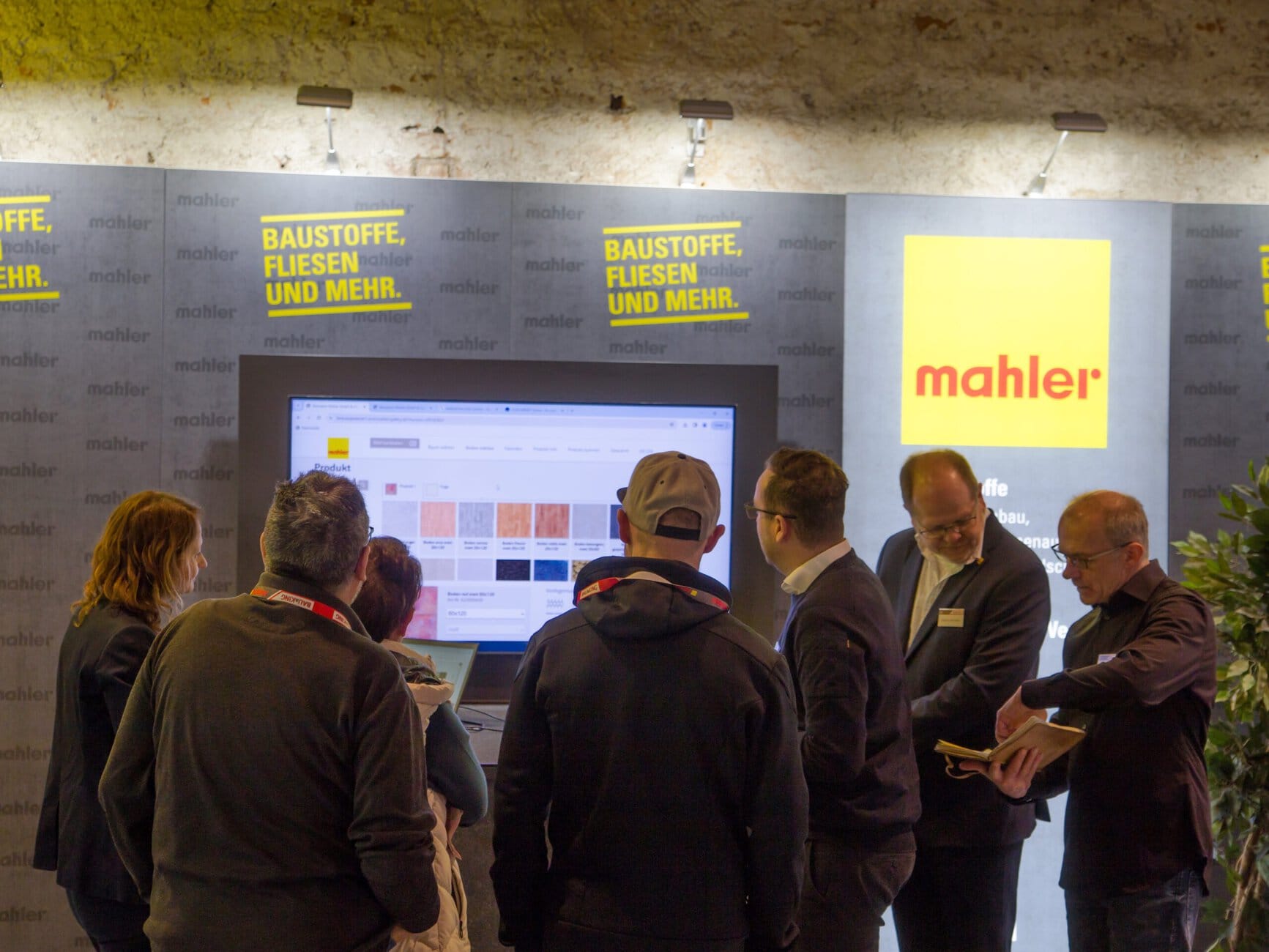 Mahler präsentierte sein digitales Raumstudio und das breitgefächerteProduktportfolio der Eigenmarken Bau!Es, Bausys, ProOne sowie Procasa.