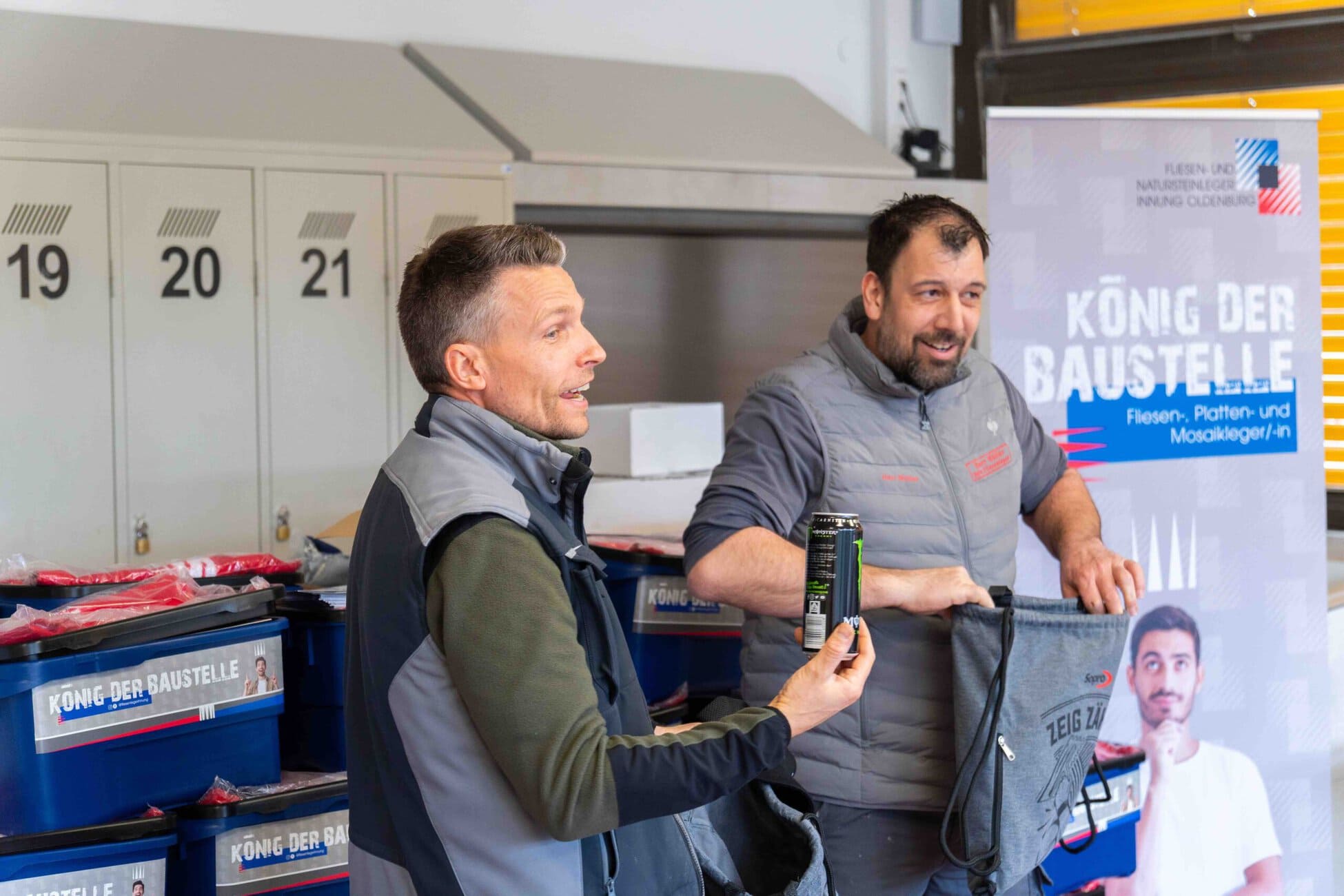 Tim Domin, Michel Mueller. Foto: Fliesen- und Natursteinleger-Innung Oldenburg
