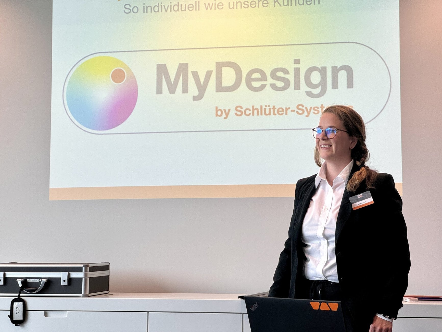 Stefanie Tirella, Schlüter-Systems Produktmanagement.