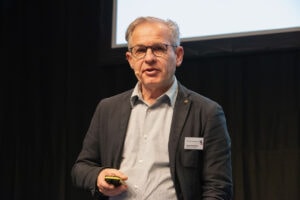 Berichtete über Aktuelles zu Normen und Merkblättern_Gregor Wiedemann