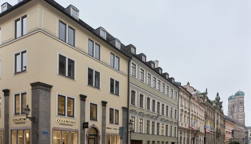 Das neue Cosentino City Center befindet sich im Herzen der Münchener Altstadt mit der berühmten Frauenkirche
