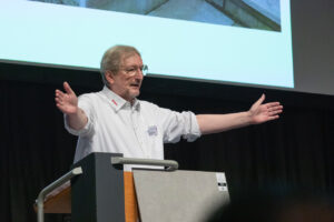 Experte für Naturstein: Herbert Fahrenkrog