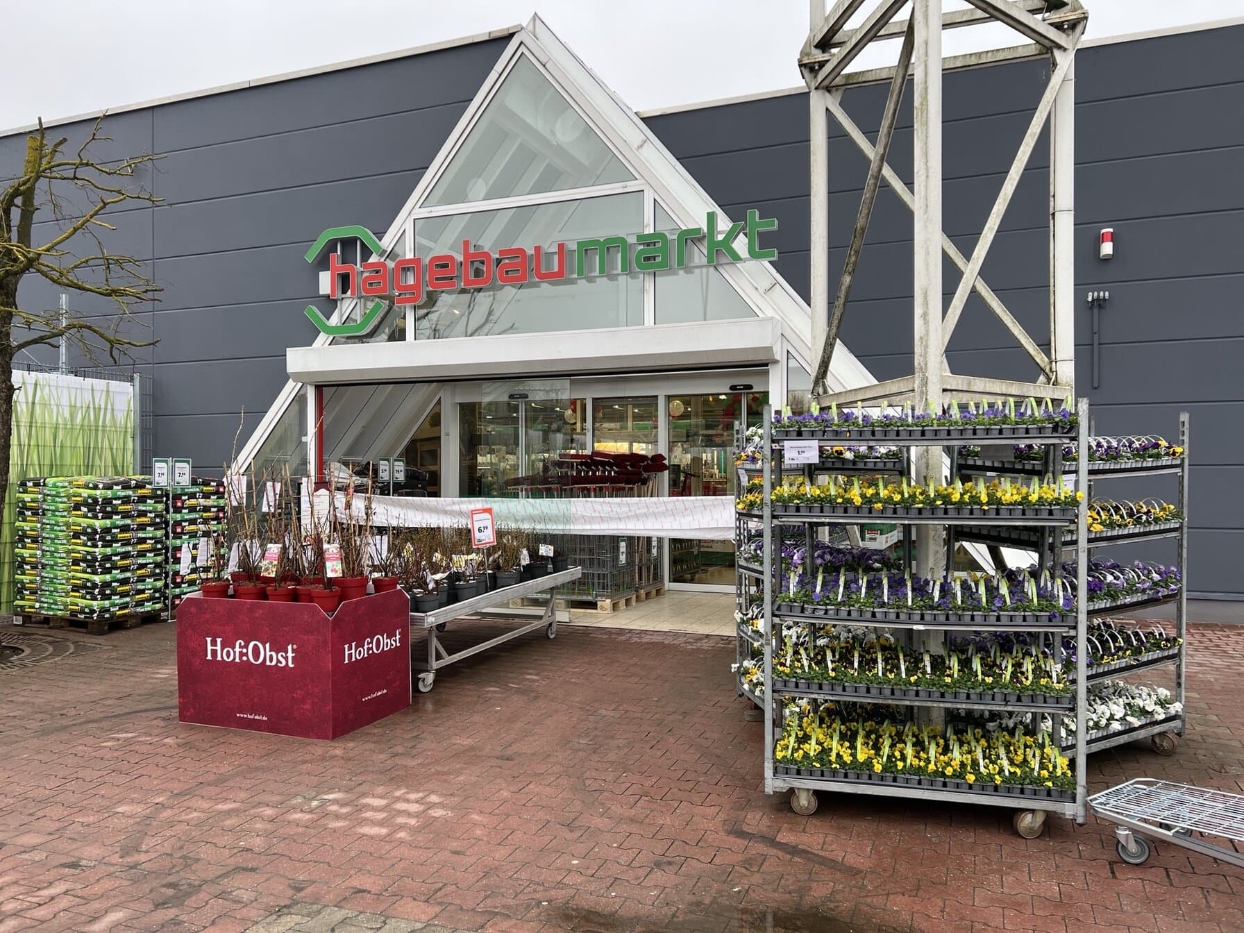 Der neue hagebaumarkt im thüringischen Pößneck (Foto: hagebau)