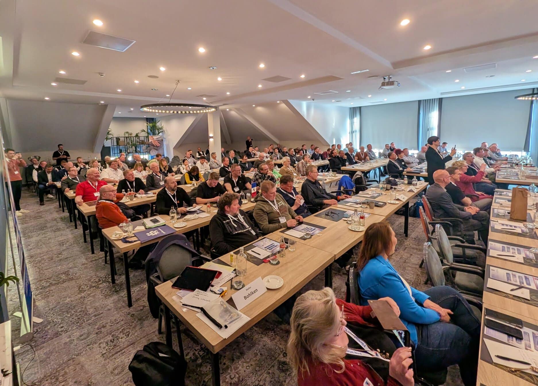 Insgesamt 148 Teilnehmer folgten der Einladung zum diesjährigen Fliesenforum Nord nach Melle.