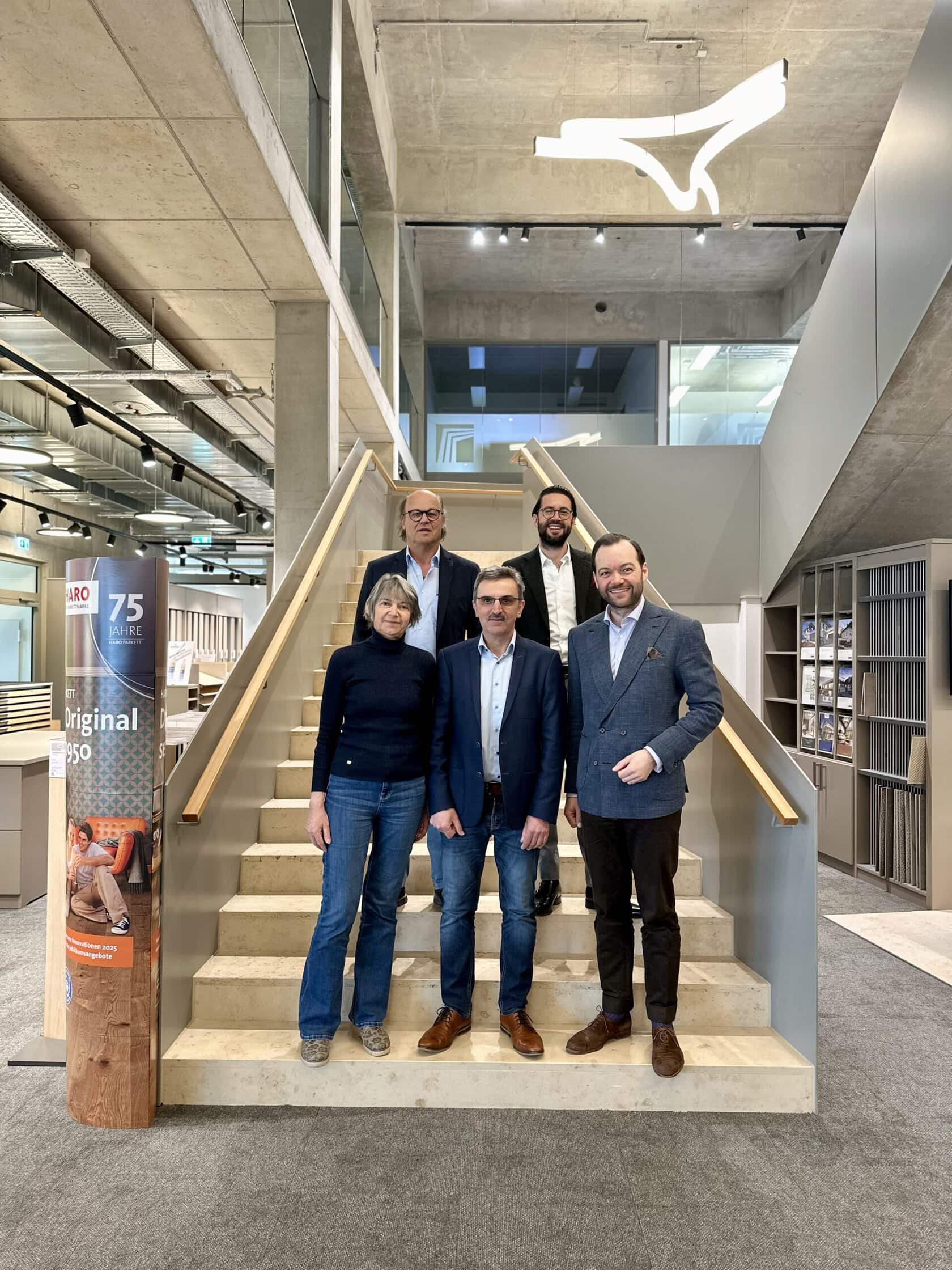 Vordere Reihe v.l.: Anna-Maria Meier, Hans Tratz, Andreas Martin Meier Hintere Reihe v.l.: Hermann Meier, Markus Meier. Foto