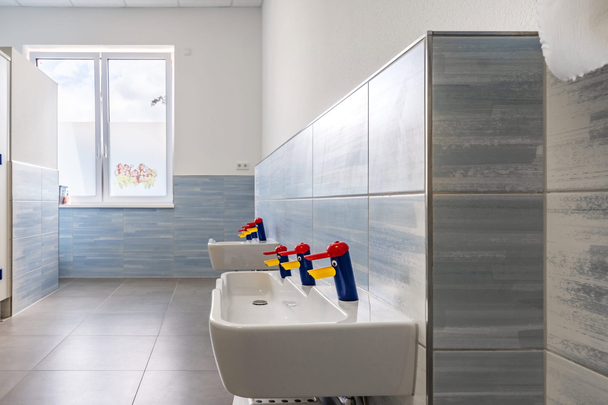 Der Sanitärbereich des Kindergartens in der 130 Jahre alten Marktschule.