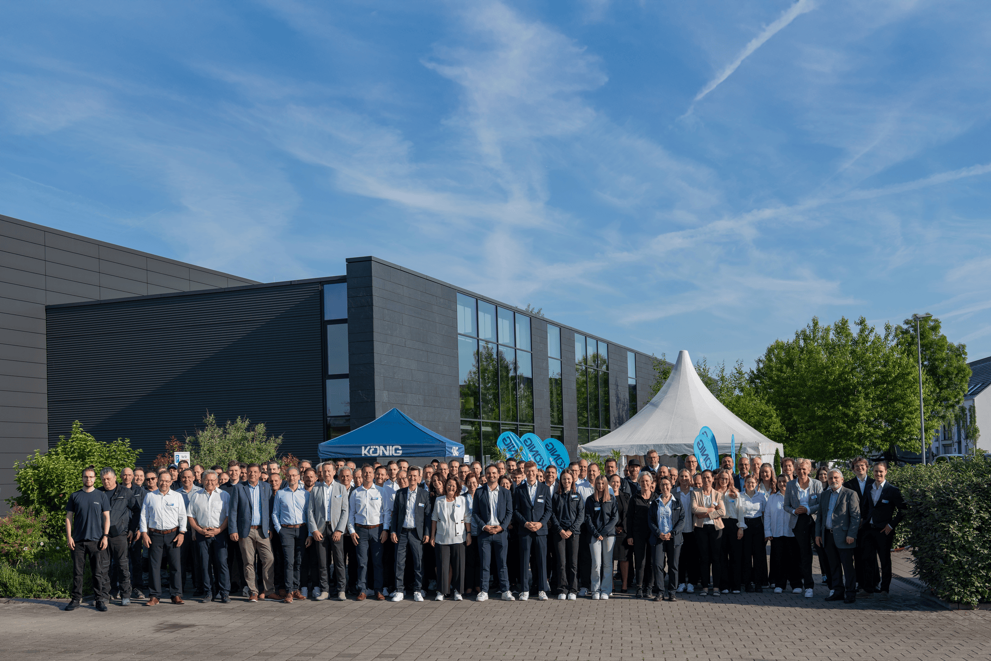 Bedankt sich bei allen Besucherinnen und Besuchern für die tollen Fachtage: Das König-Team.