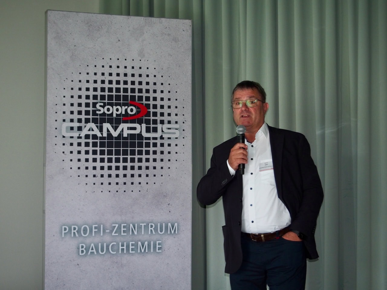 Unsere-Experte-sind-die-wichtigsten-Ratgeber22_Bernd-Stahl-vom-Fachverband-Fliesen-und-Naturstein