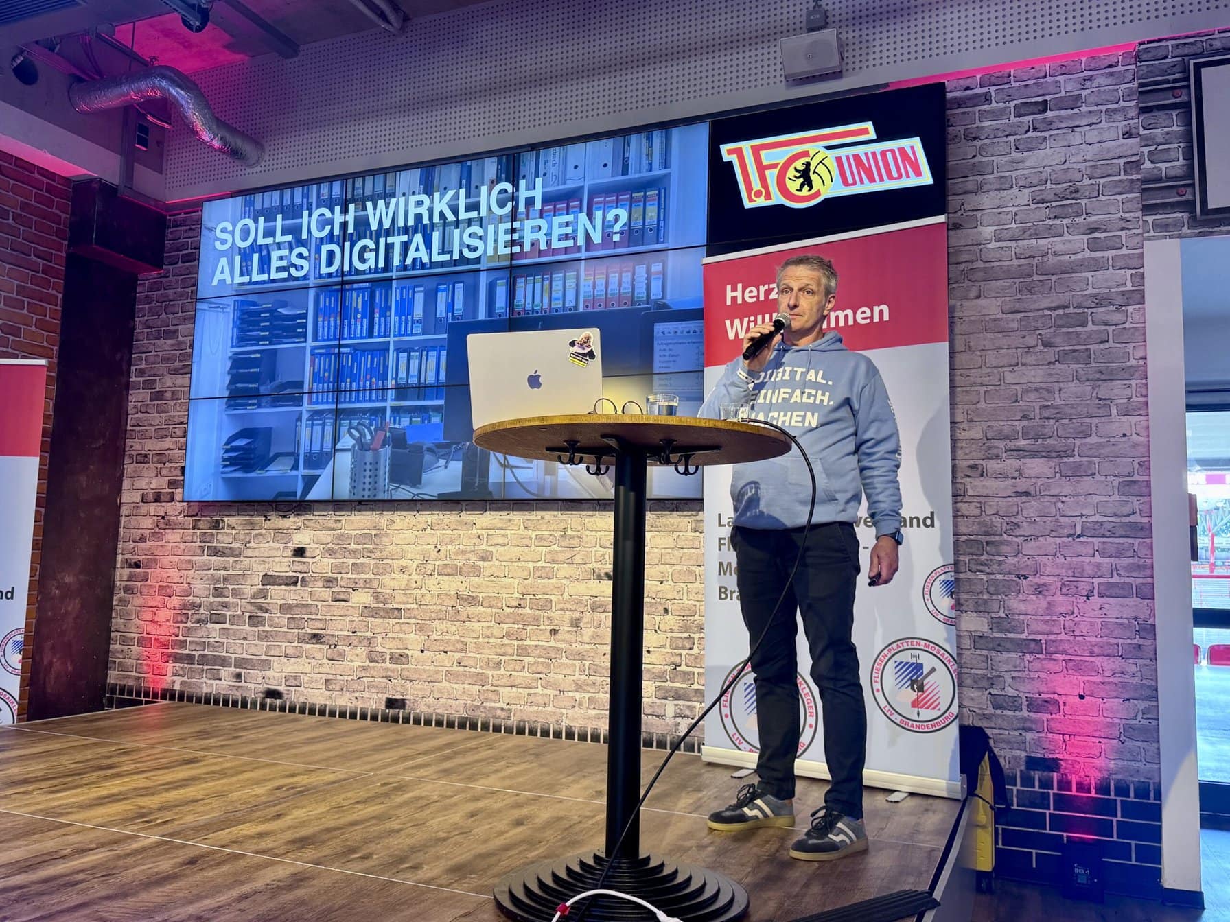 Stefan Bohlken gab Einblicke in die digitale Welt eines Handwerksbetriebes.