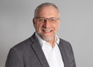 Als Vertriebsleiter für den deutschsprachigen Raum bei Kiesel Bauchemie im Einsatz: Volkmar Templin. (Bild: Kiesel Bauchemie)