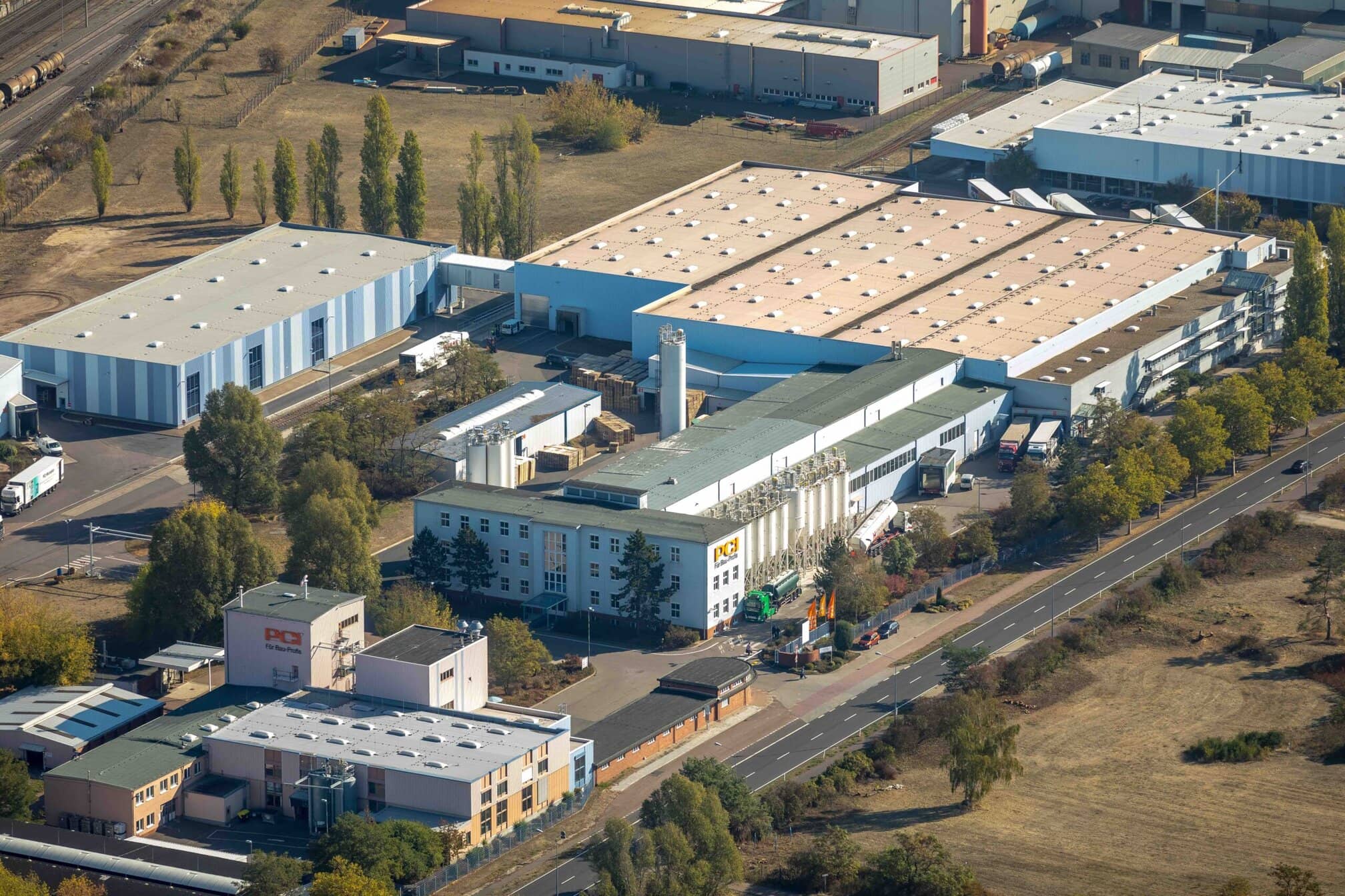 Der Standort Lutherstadt Wittenberg erweitert die Produktion (©PCI Augsburg