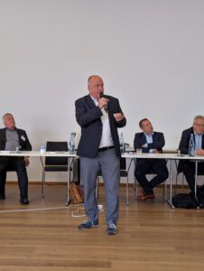 Präsentierte die regionalen Marktzahlen: Heinze-Mitarbeiter Jörg Flasdieck (Foto: Michael Spohr / Redaktion)