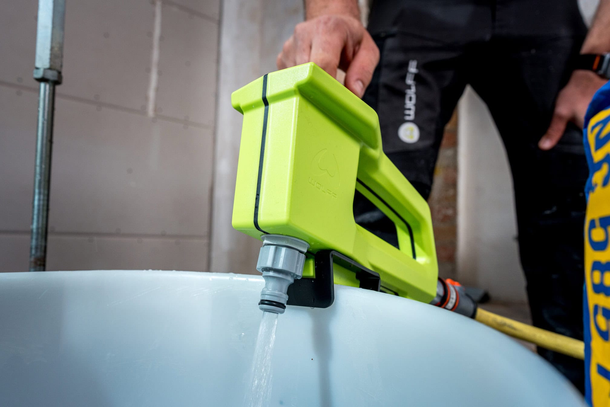 Das Wolff Mixometer überzeugt mit zahlreichen praxisorientierten Funktionen, die den Arbeitsalltag erleichtern. Eine integrierte Memory-Funktion speichert automatisch häufig genutzte Wassermengen, sodass diese ohne erneute Eingabe schnell wiederverwendet werden können.
