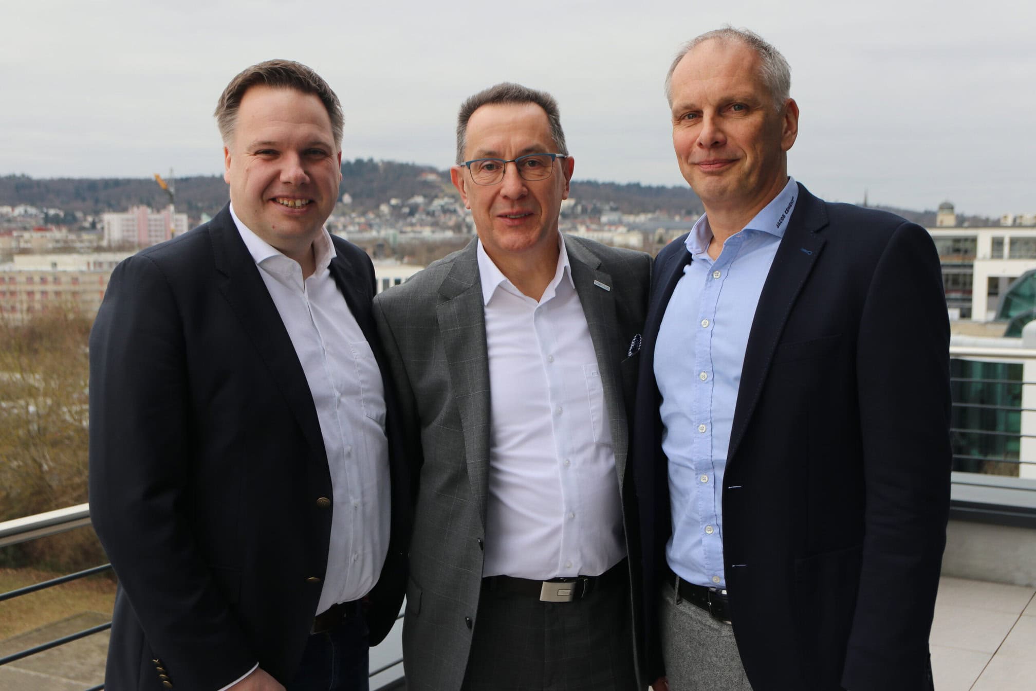 Gruppenfoto zur Tagung (von links): Christoph Dieker, Klaus Kühn und Sven Neumann. Foto: Eurobaustoff