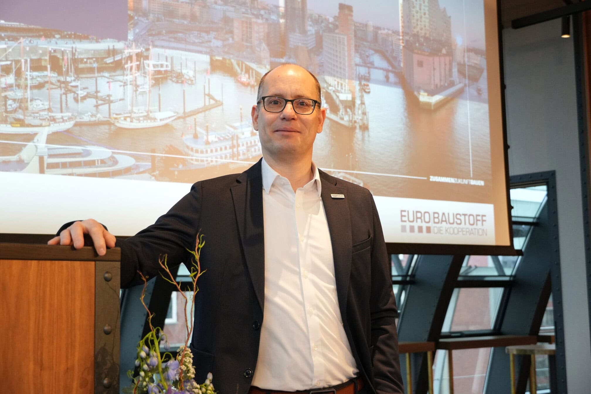 Peter Abraham, Bereichsleiter Fachmarkt, Baumarkt & Ausstellung.