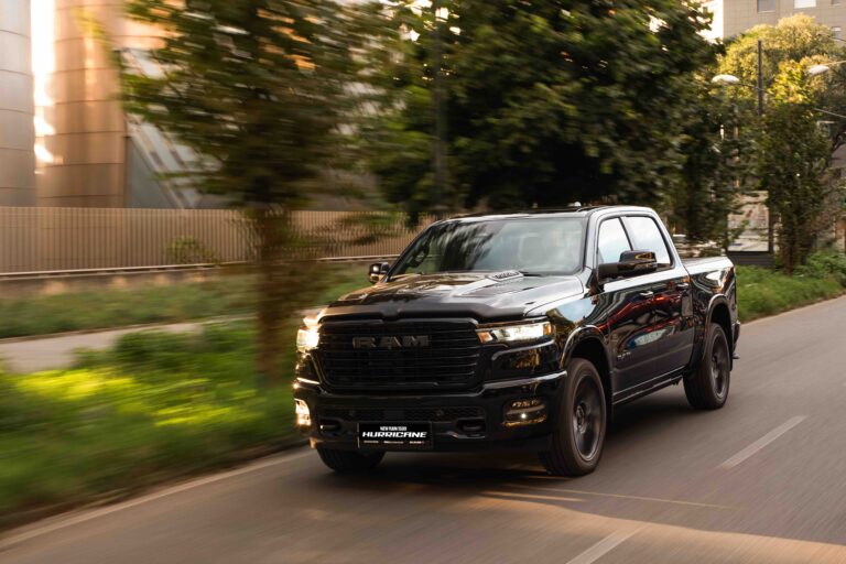 NewRam1500_Laramie(2)